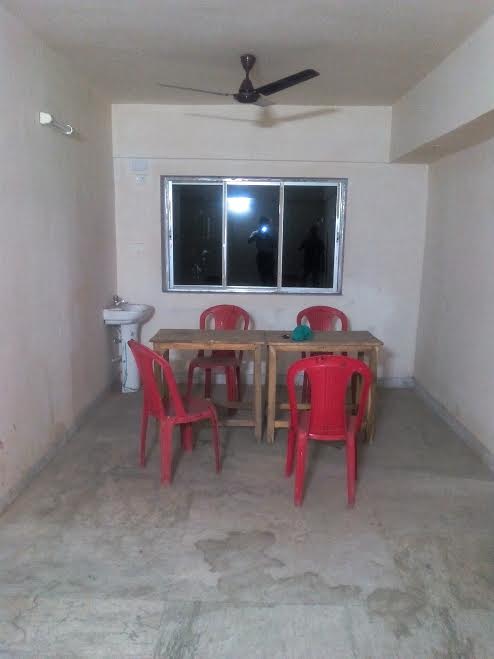 3 bhk apatment is for sale near phoolbagan triconpark on top floor