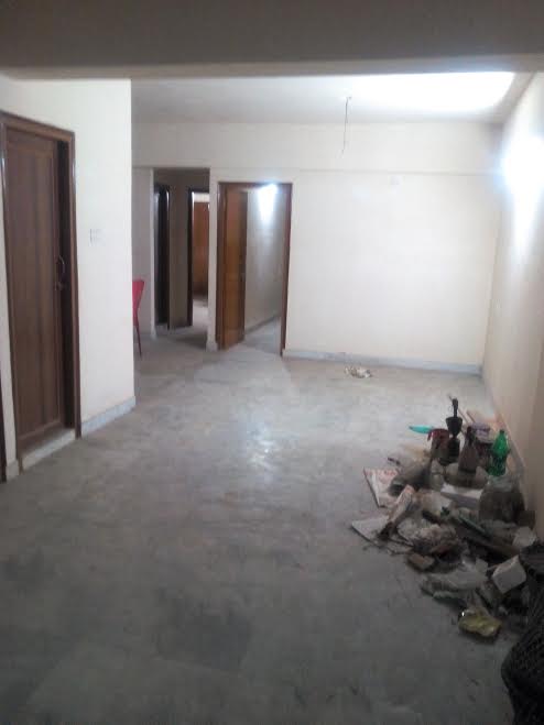 3 bhk apatment is for sale near phoolbagan triconpark on top floor